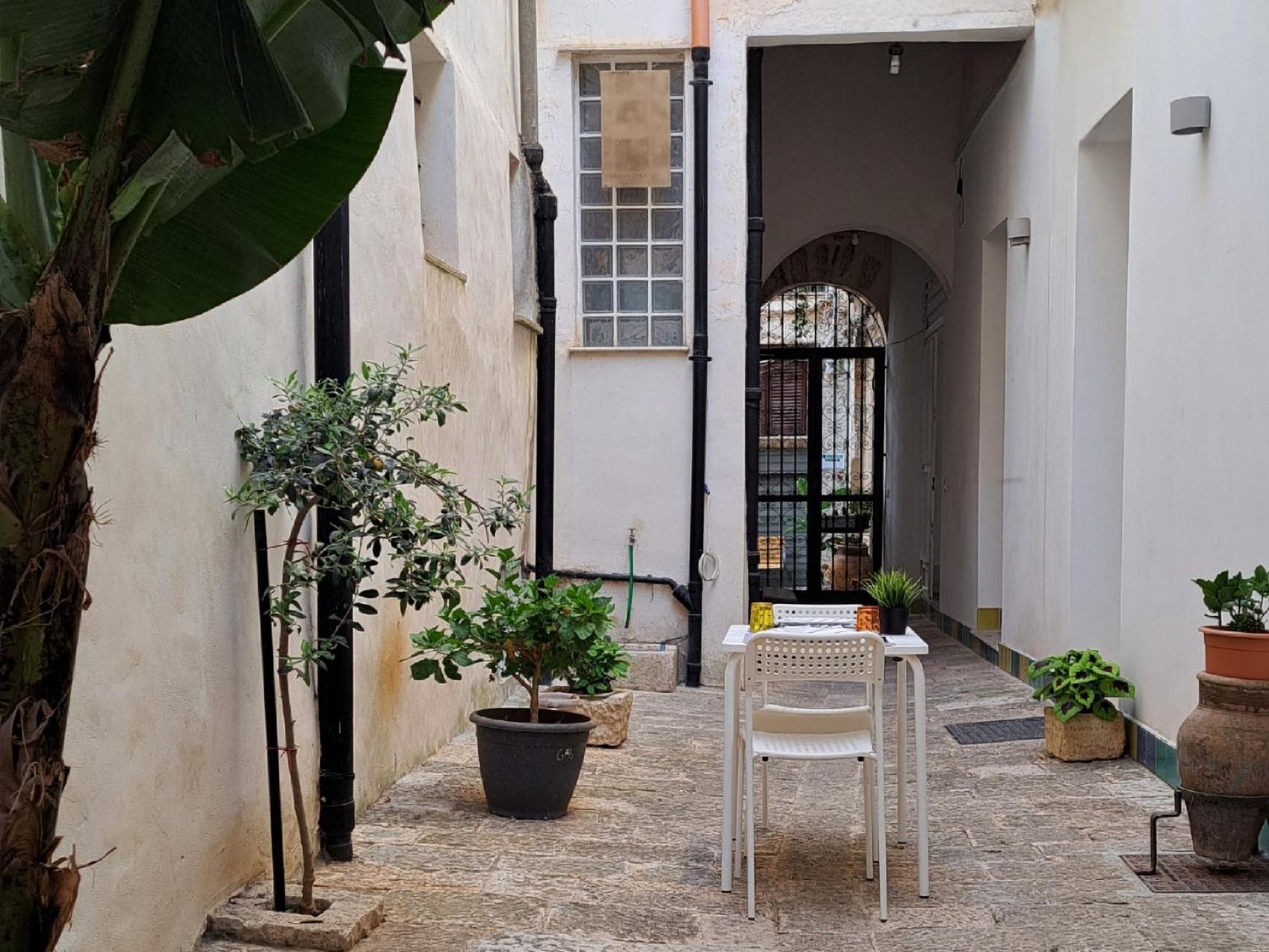 B&B Garibaldi Alcamo Exteriör bild